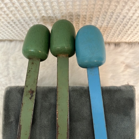 Vintage wooden shoe shaper/stretchers - Picture 3 of 5